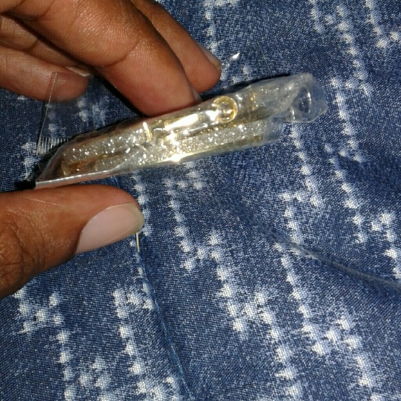 Silver glittered golden hoop earrings - Picture 2 of 4